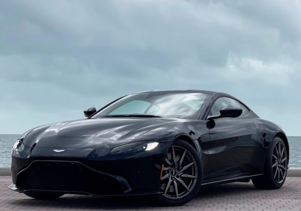 Aston Martin Vantage