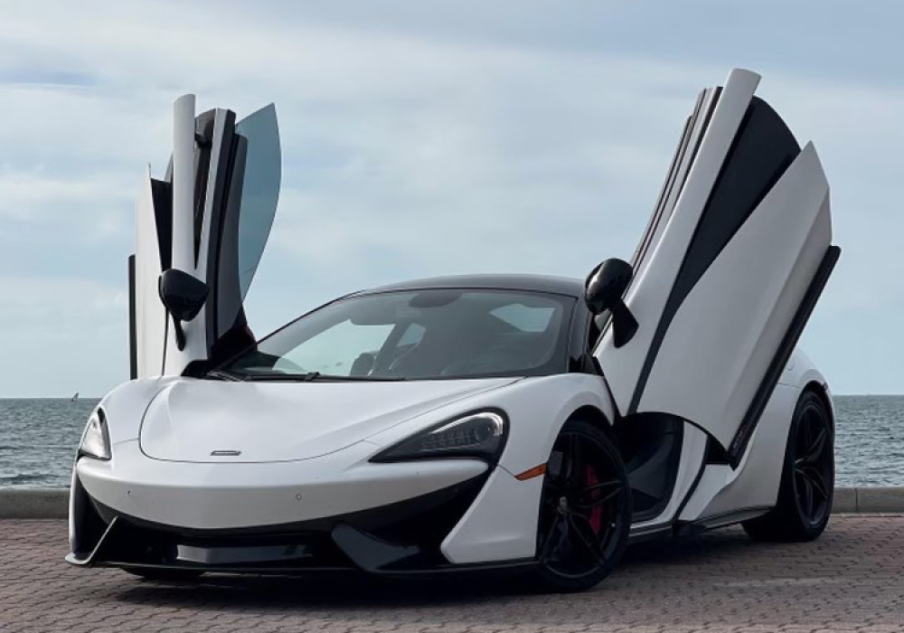 Mclaren white