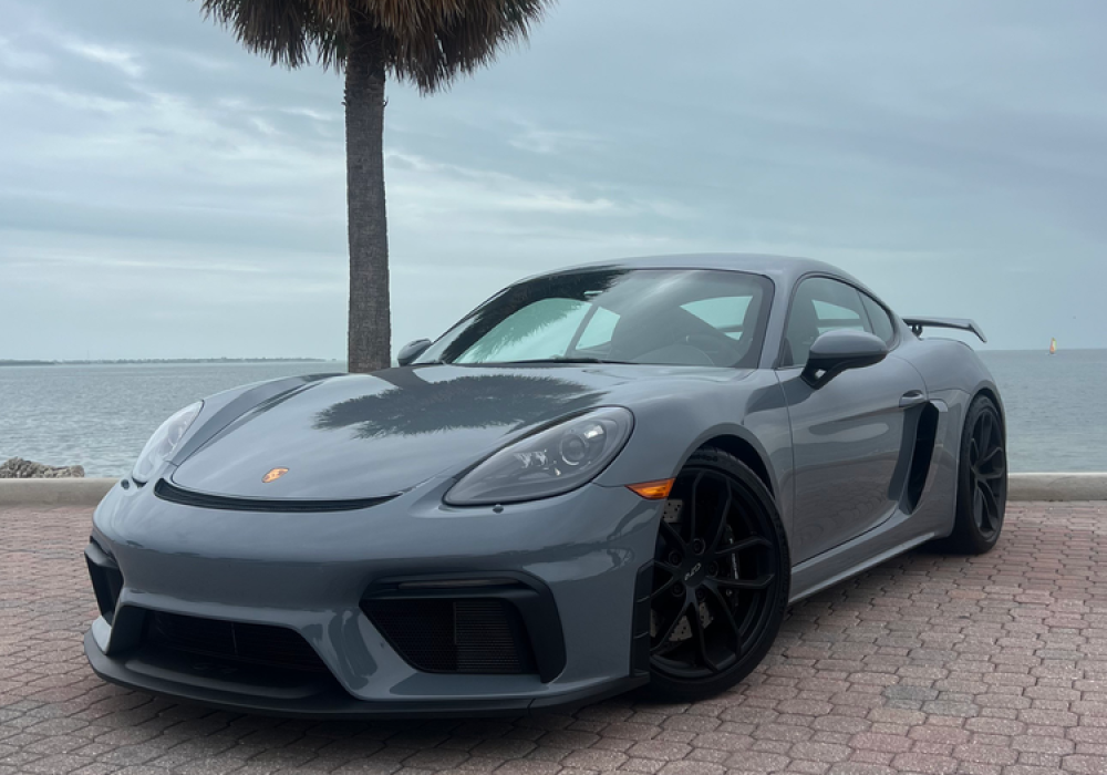 Porsche Gt4 Grey